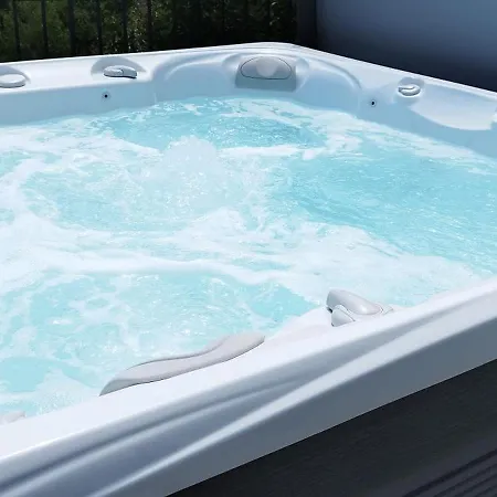 2p Bas De Avec Jacuzzi Privatif Proche De Saint-Laurent-du-Var