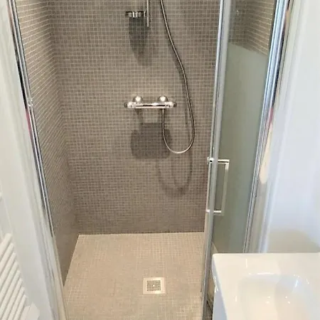 2p Bas De Avec Jacuzzi Privatif Proche De Lejlighed